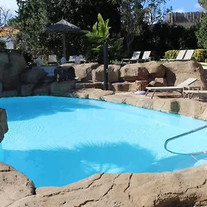 The Red Farm Relais & Hotel Iklin